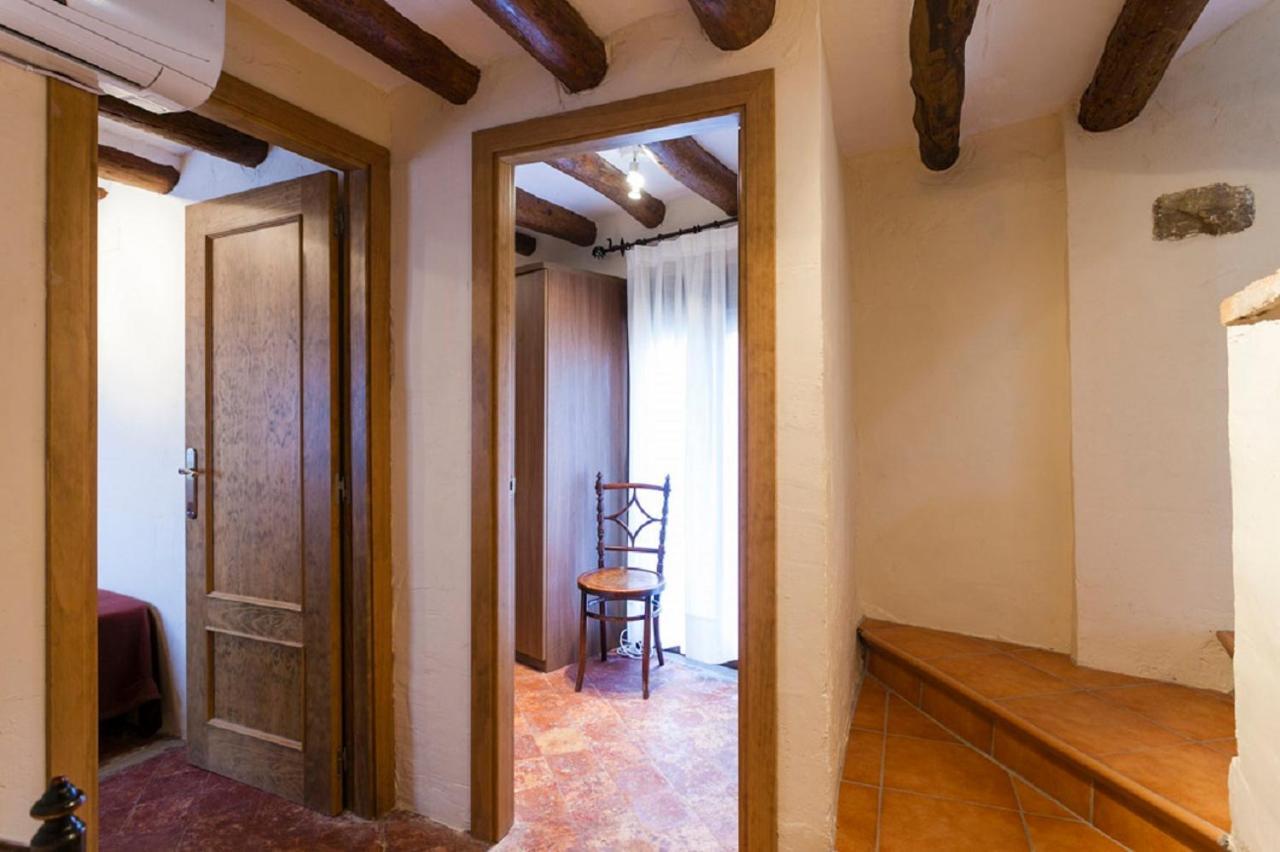 Apartamentos Casa Samper Santa Eulalia de Gállego Cameră foto