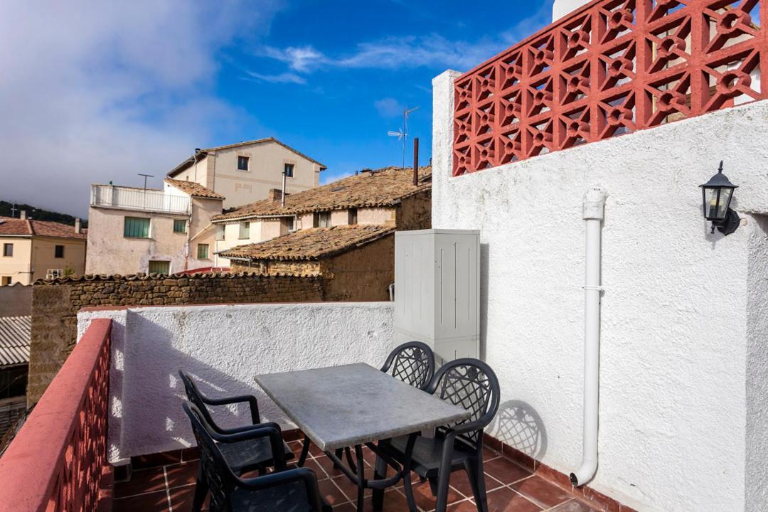 Apartamentos Casa Samper Santa Eulalia de Gállego Cameră foto
