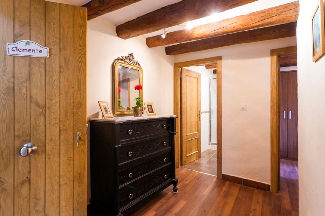 Apartamentos Casa Samper Santa Eulalia de Gállego Cameră foto