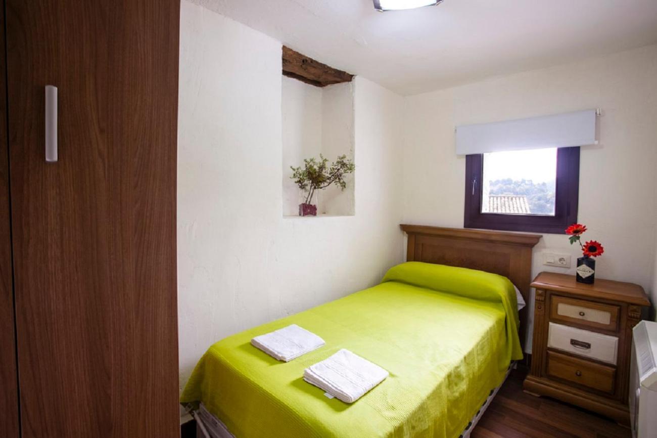 Apartamentos Casa Samper Santa Eulalia de Gállego Cameră foto
